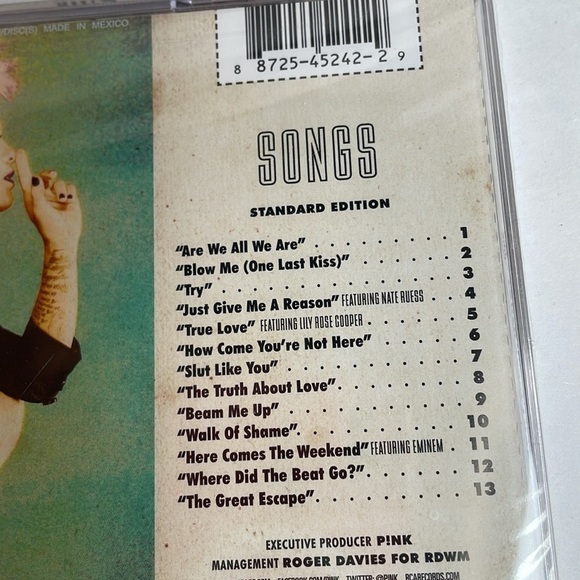 Pink The Truth About Love (audio CD) New unopened sealed in plastic - Picture 2 of 5